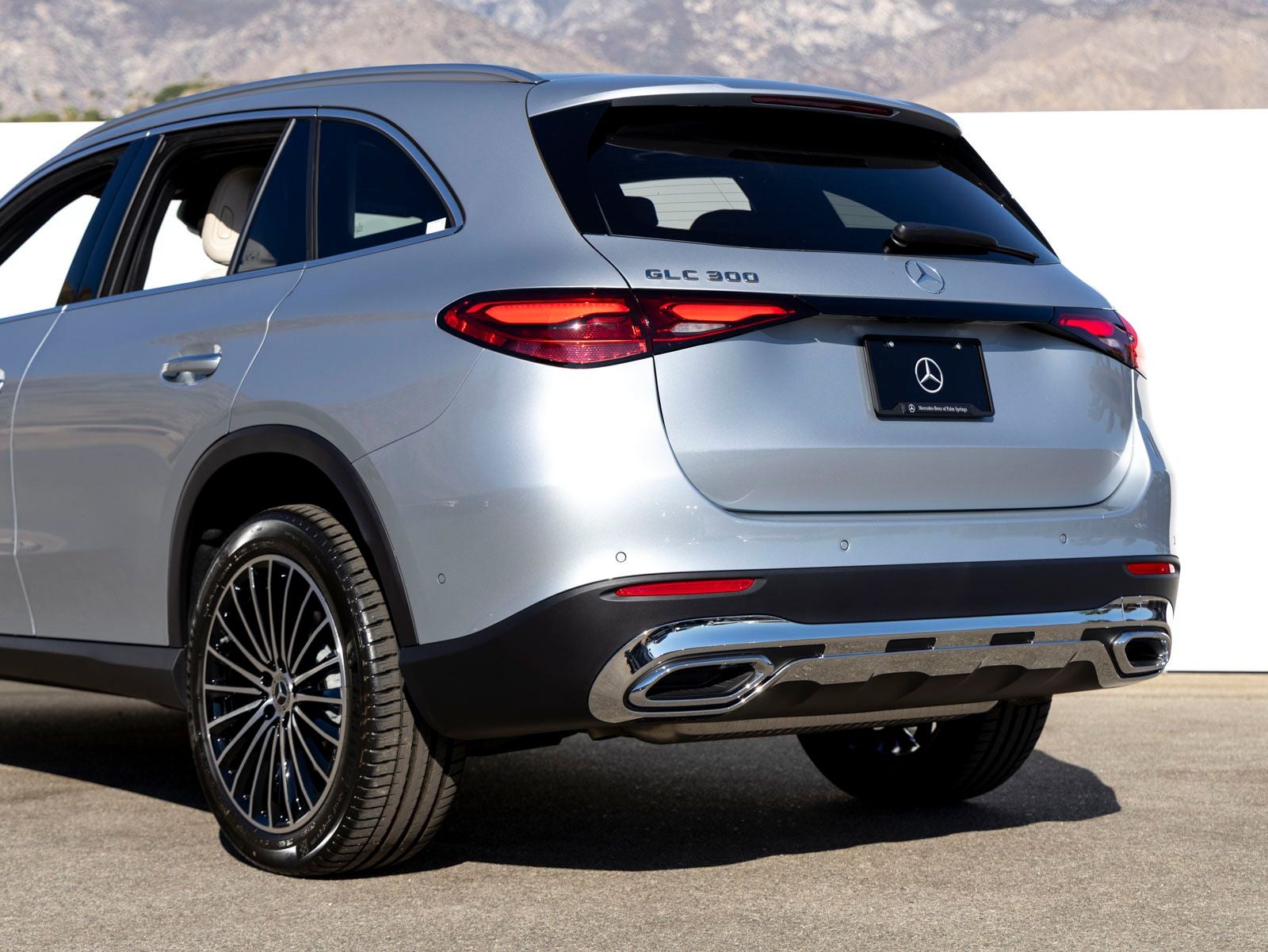 2027 Mercedes-Benz GLC GLC 300