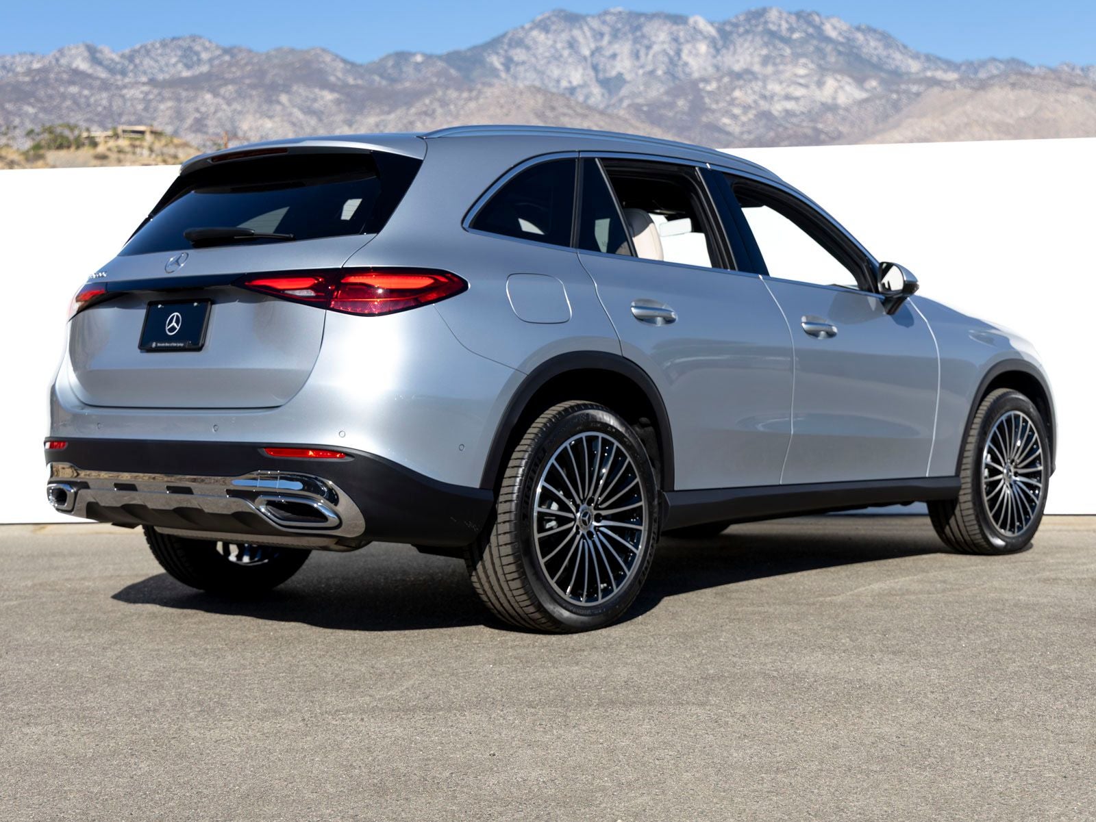 2027 Mercedes-Benz GLC GLC 300