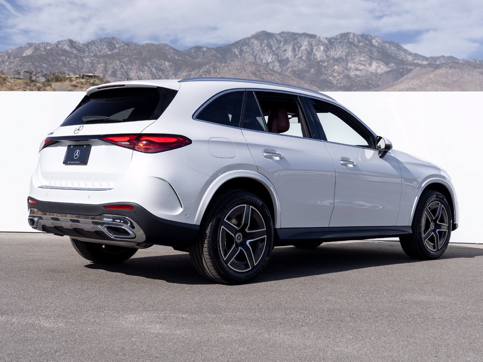 2027 Mercedes-Benz GLC GLC 300