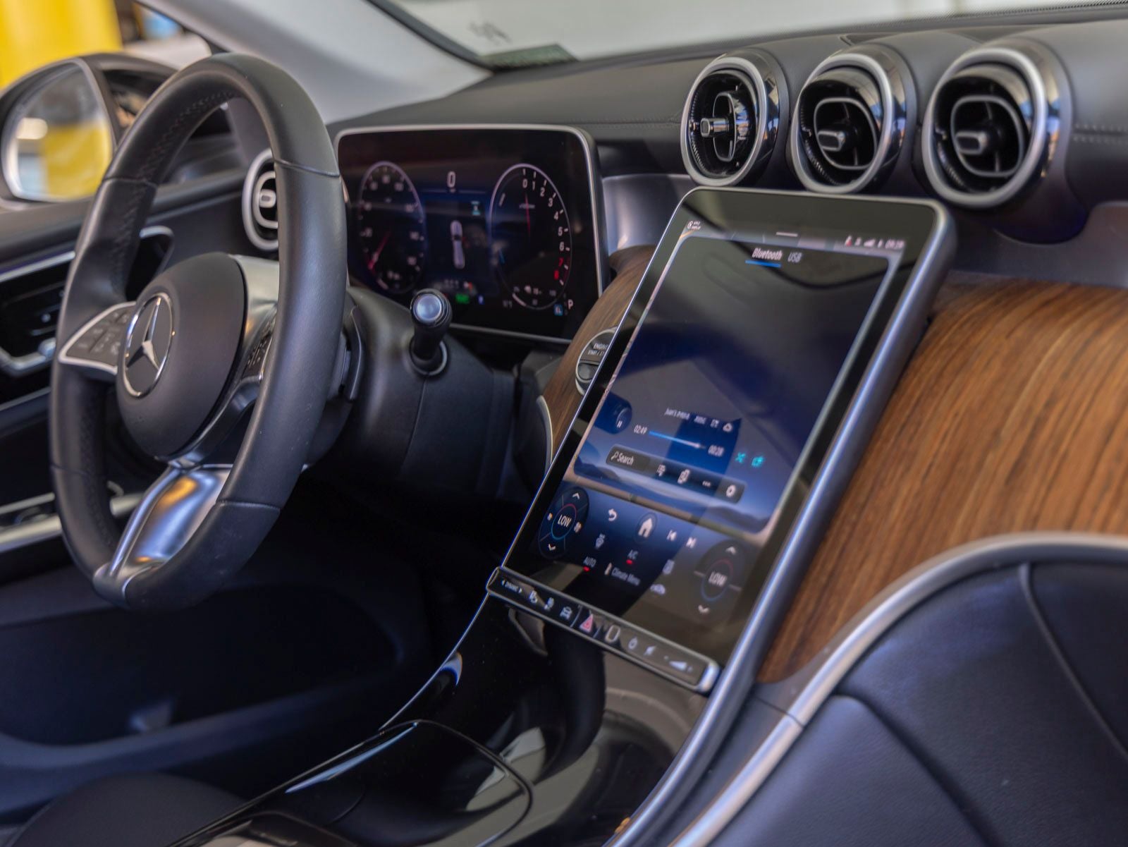 2025 Mercedes-Benz GLC GLC 350e 4MATIC®