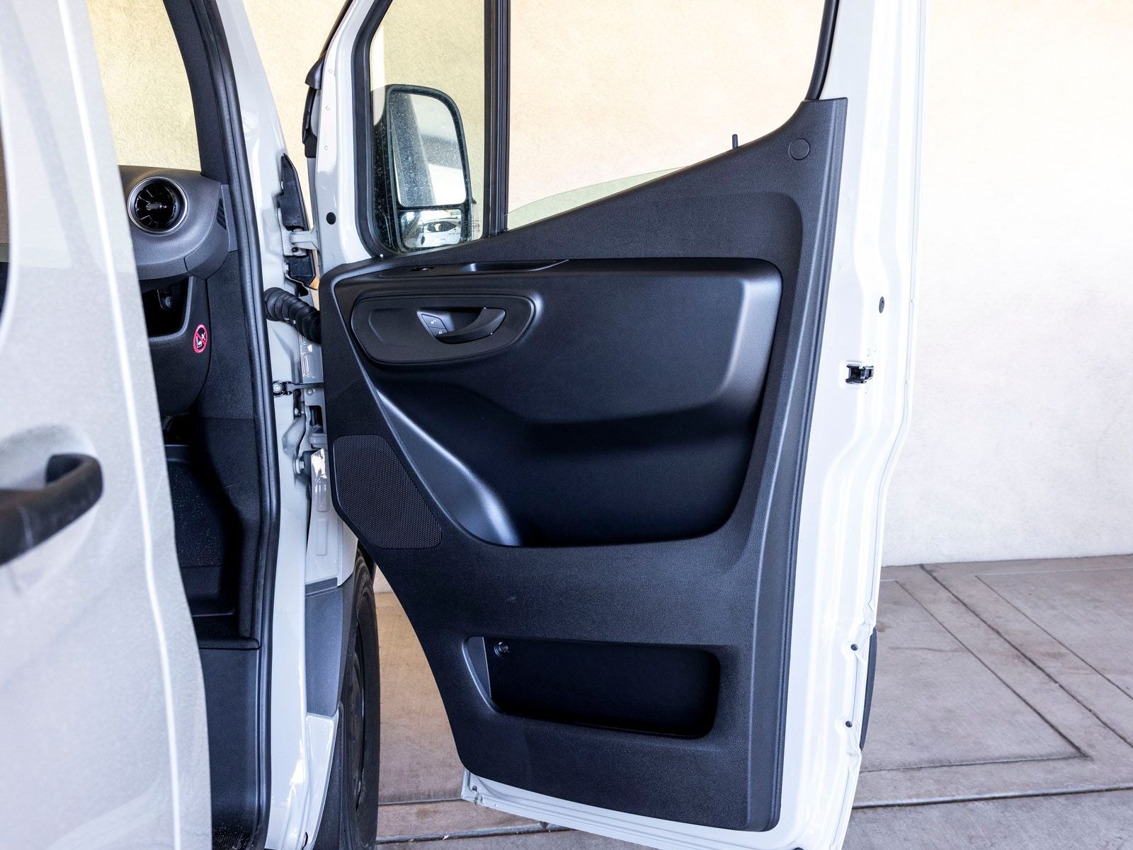 2026 Mercedes-Benz Sprinter 2500 2500 Standard Roof I4 Diesel HO 144" RWD