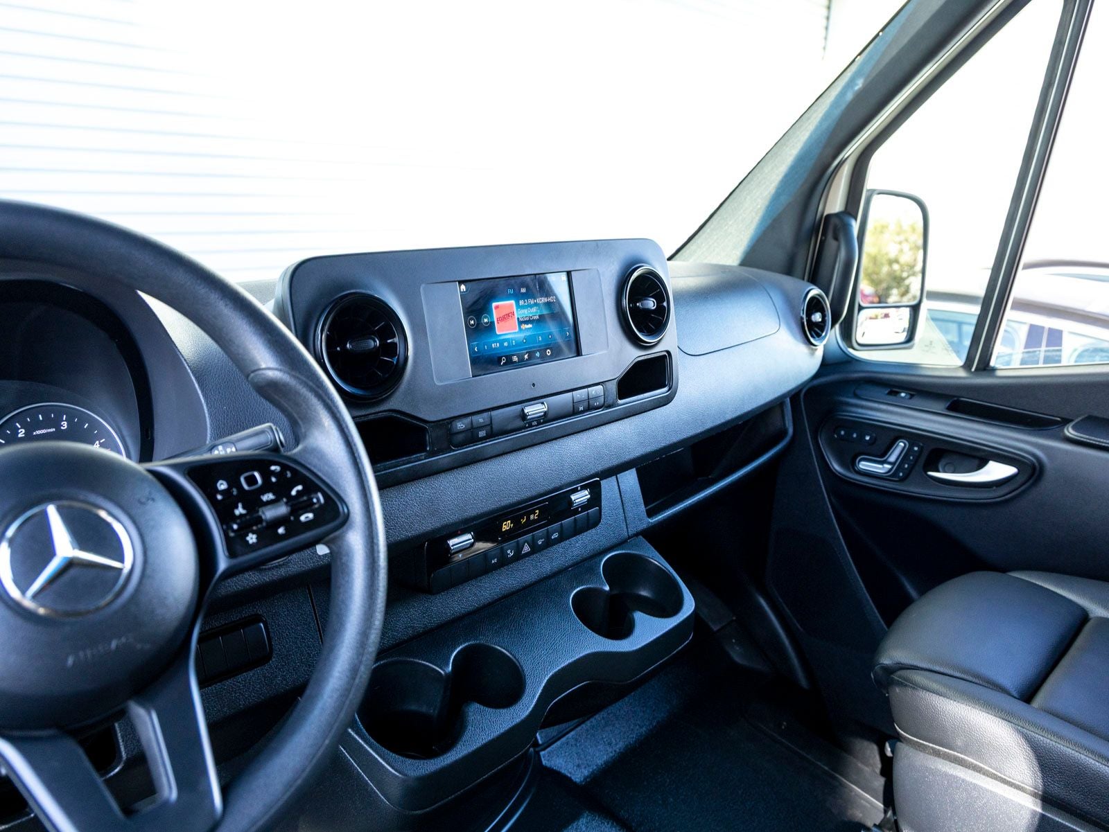 2022 Mercedes-Benz Sprinter 2500 Cargo 144 WB