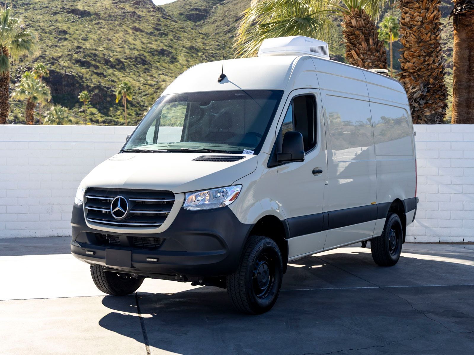 2022 Mercedes-Benz Sprinter 2500 Cargo 144 WB