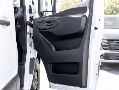 2025 Mercedes-Benz Sprinter 2500 Cargo 144 WB