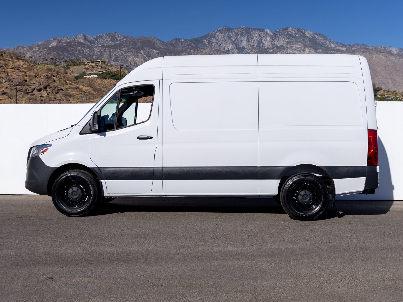 2025 Mercedes-Benz Sprinter 2500 Cargo 144 WB