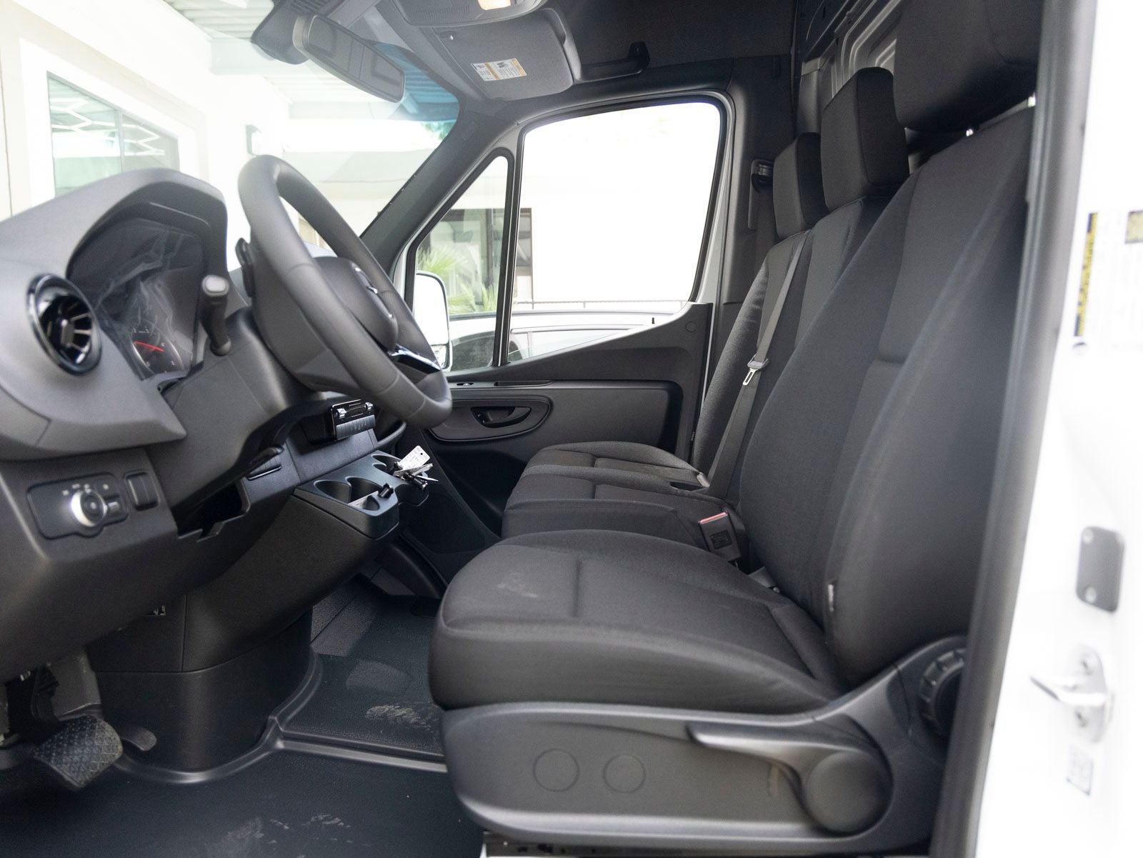 2026 Mercedes-Benz Sprinter 2500 Cargo 144 WB