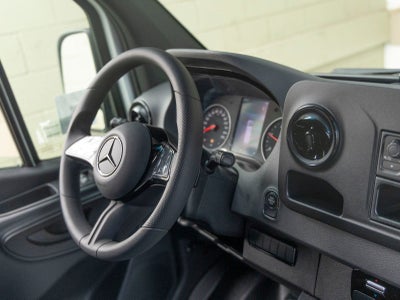 2026 Mercedes-Benz Sprinter 2500 Cargo 144 WB