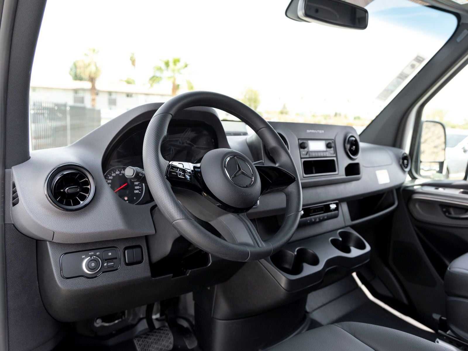 2025 Mercedes-Benz Sprinter 2500 Cargo 144 WB