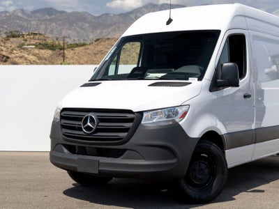 2025 Mercedes-Benz Sprinter 2500 Cargo 144 WB