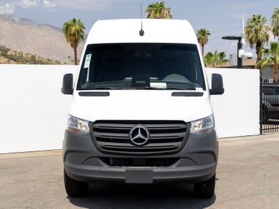 2025 Mercedes-Benz Sprinter 2500 Cargo 144 WB