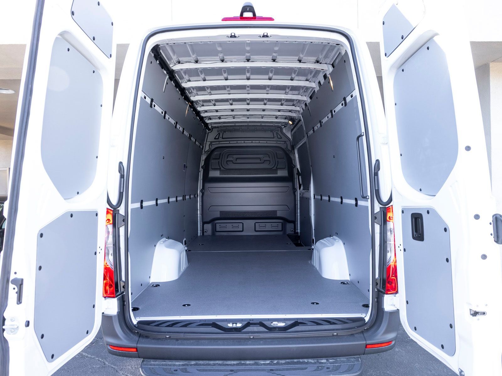 2026 Mercedes-Benz Sprinter 2500 High Roof