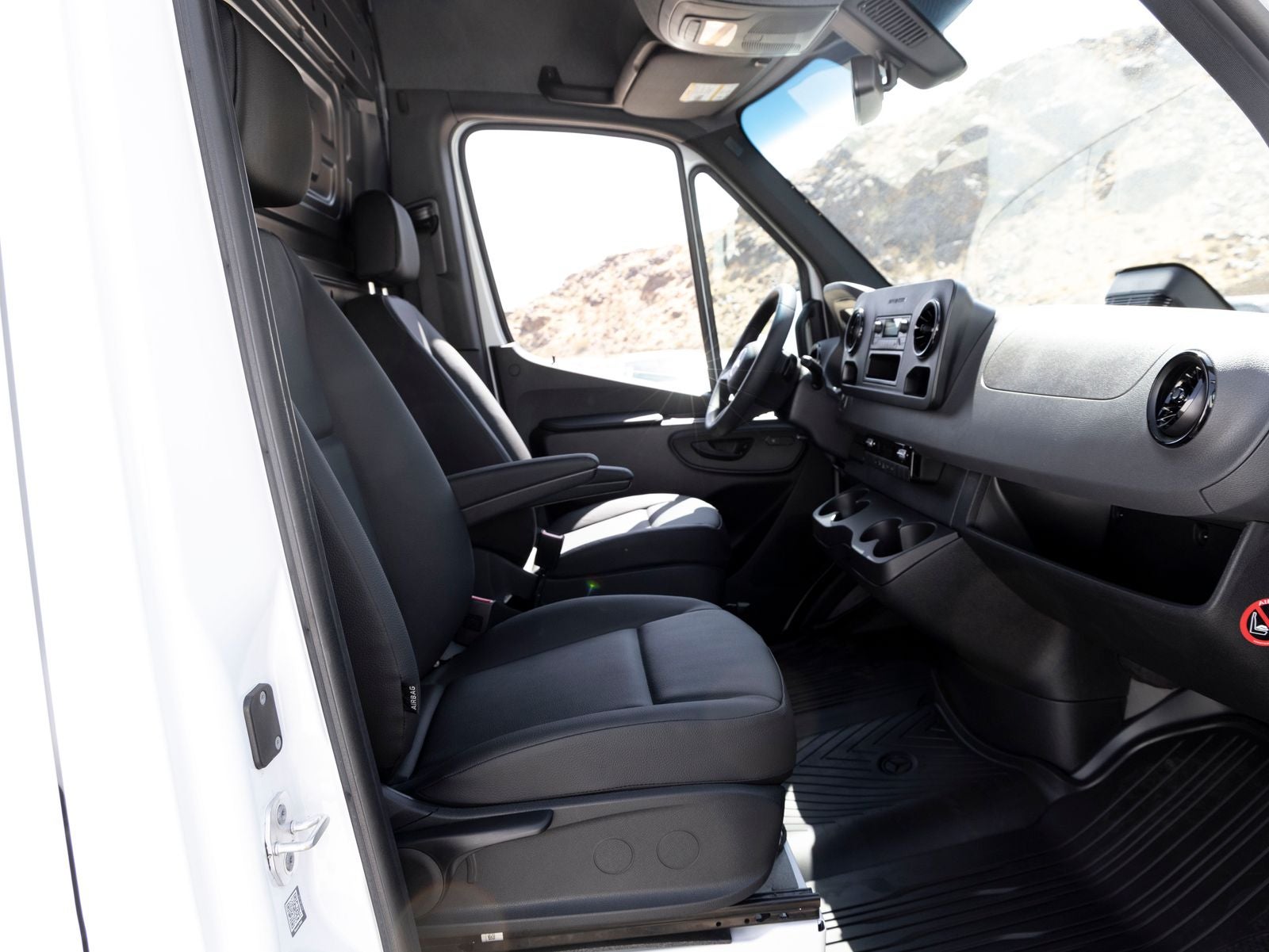 2026 Mercedes-Benz Sprinter 2500 Cargo 170 WB High Roof