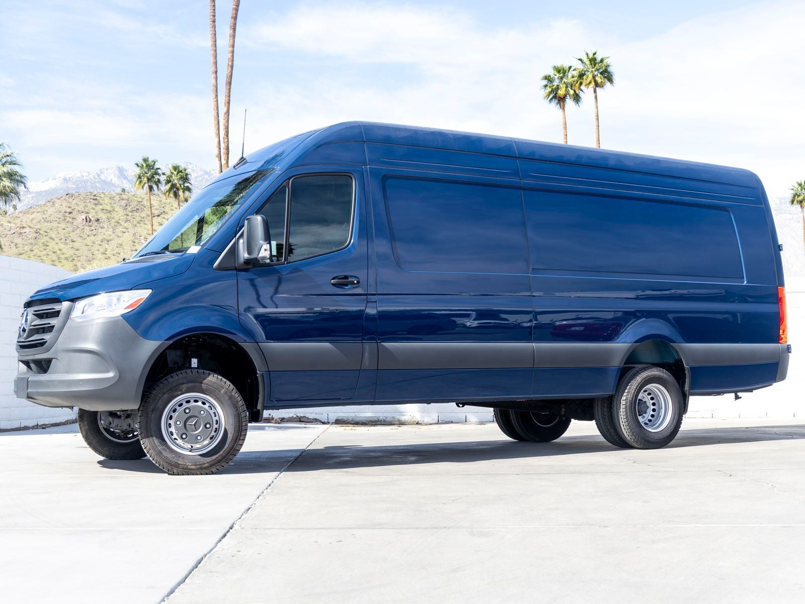 2024 Mercedes-Benz Sprinter 3500 Cargo 170 WB High Roof