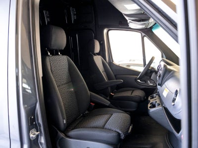2025 Mercedes-Benz Sprinter 4500 Extended Cargo Van 170 in. WB