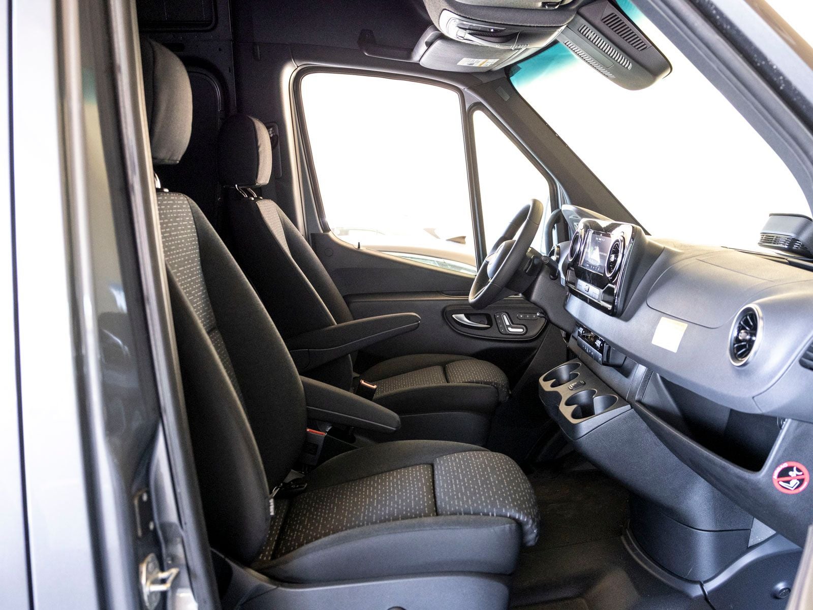 2025 Mercedes-Benz Sprinter 4500 Extended Cargo Van 170 in. WB