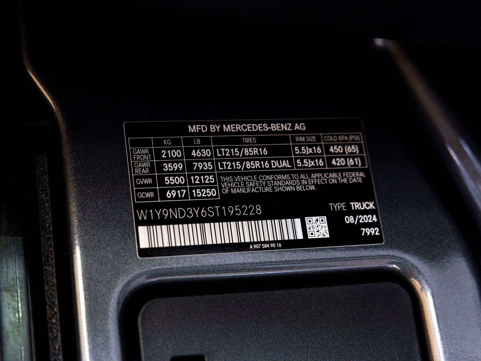 2025 Mercedes-Benz Sprinter 4500 Extended Cargo Van 170 in. WB