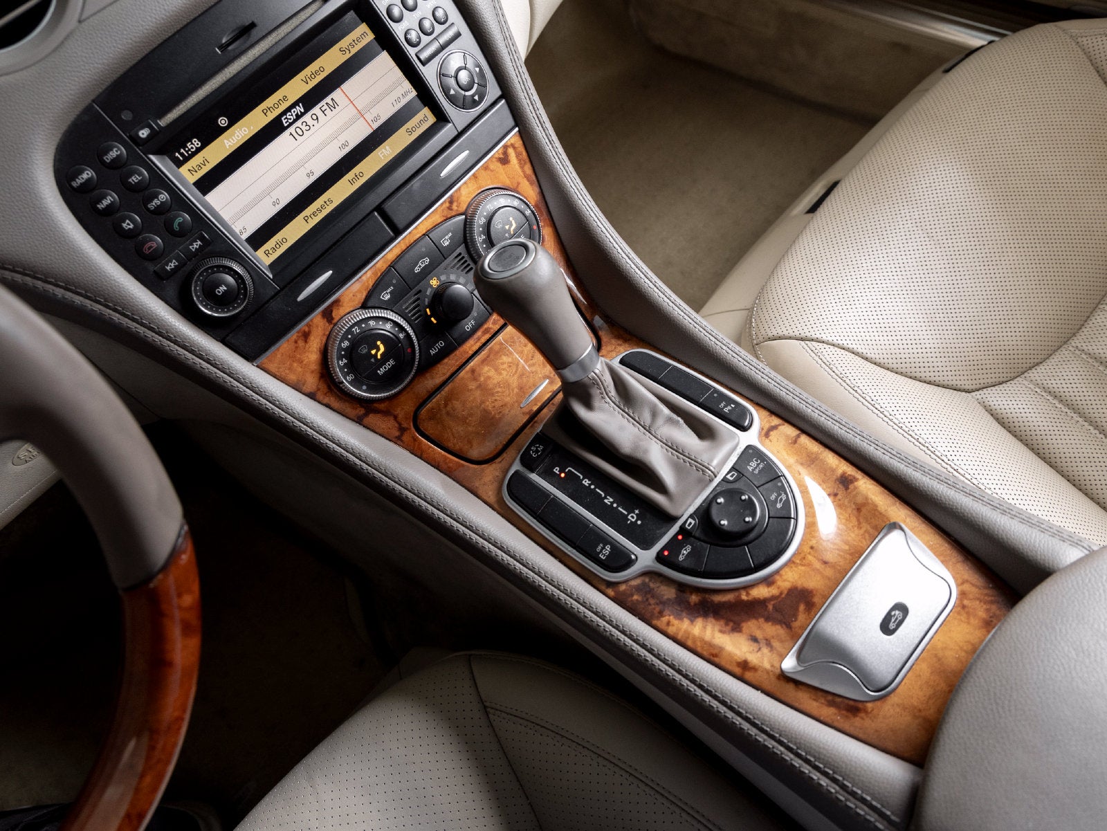 2011 Mercedes-Benz SL-Class SL 550