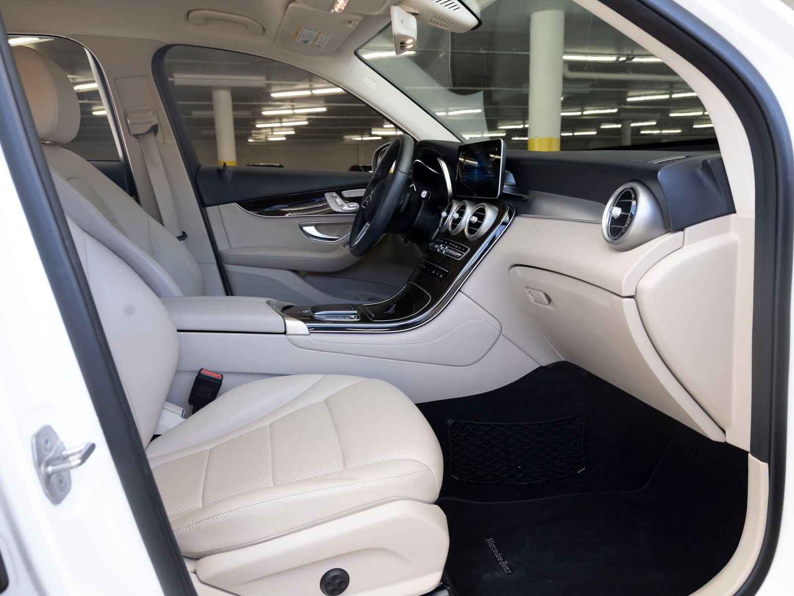 2020 Mercedes-Benz GLC GLC 300