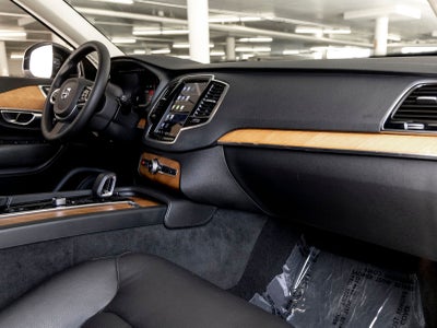 2025 Volvo XC90 B6 Plus 7-Seater