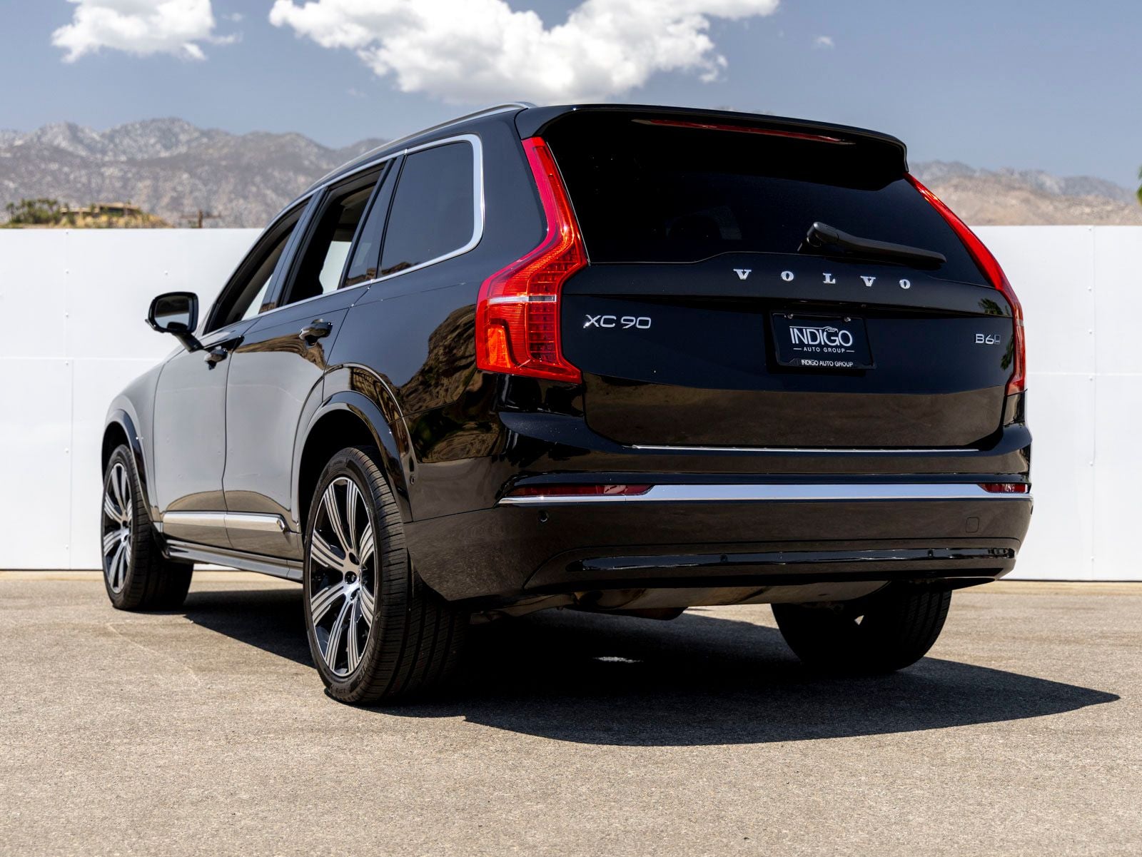 2025 Volvo XC90 B6 Plus 7-Seater