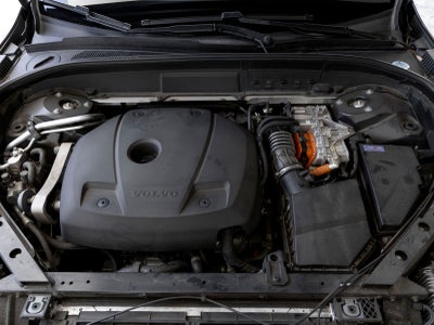 2022 Volvo XC60 Recharge Plug-In Hybrid T8 R-Design