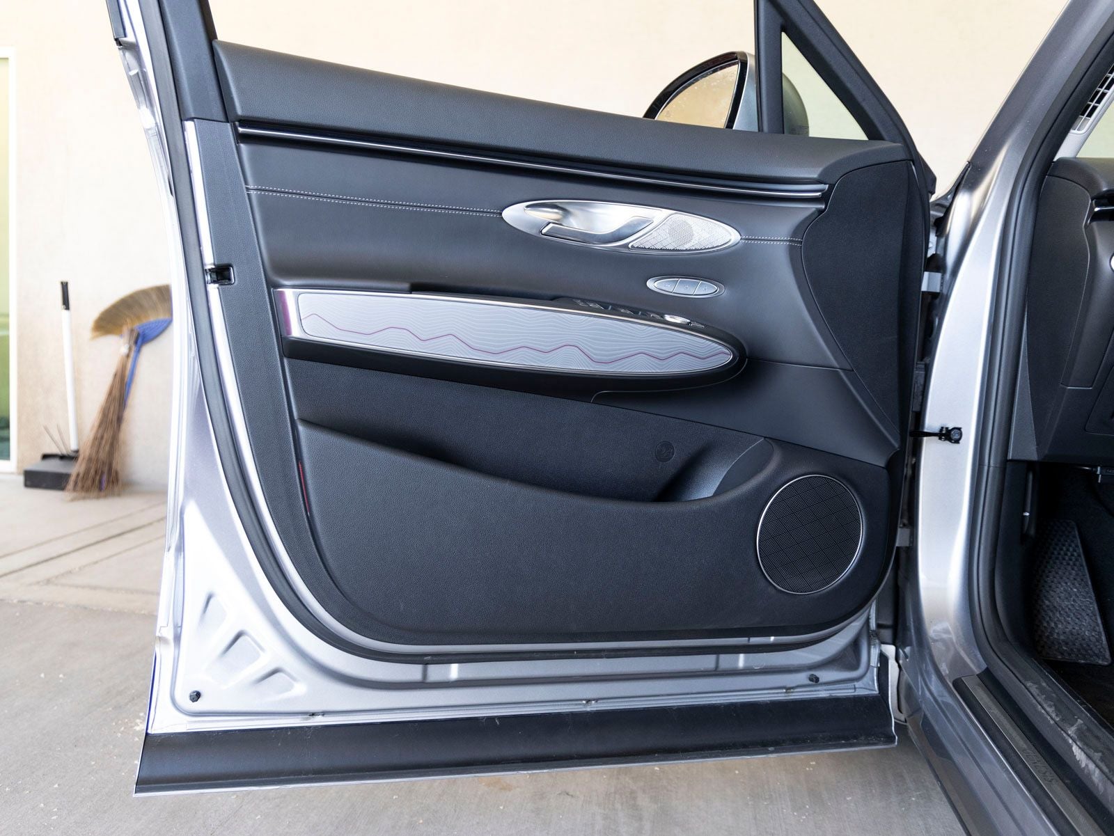 2024 Genesis GV70 2.5T