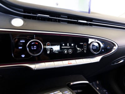 2024 Genesis GV70 2.5T