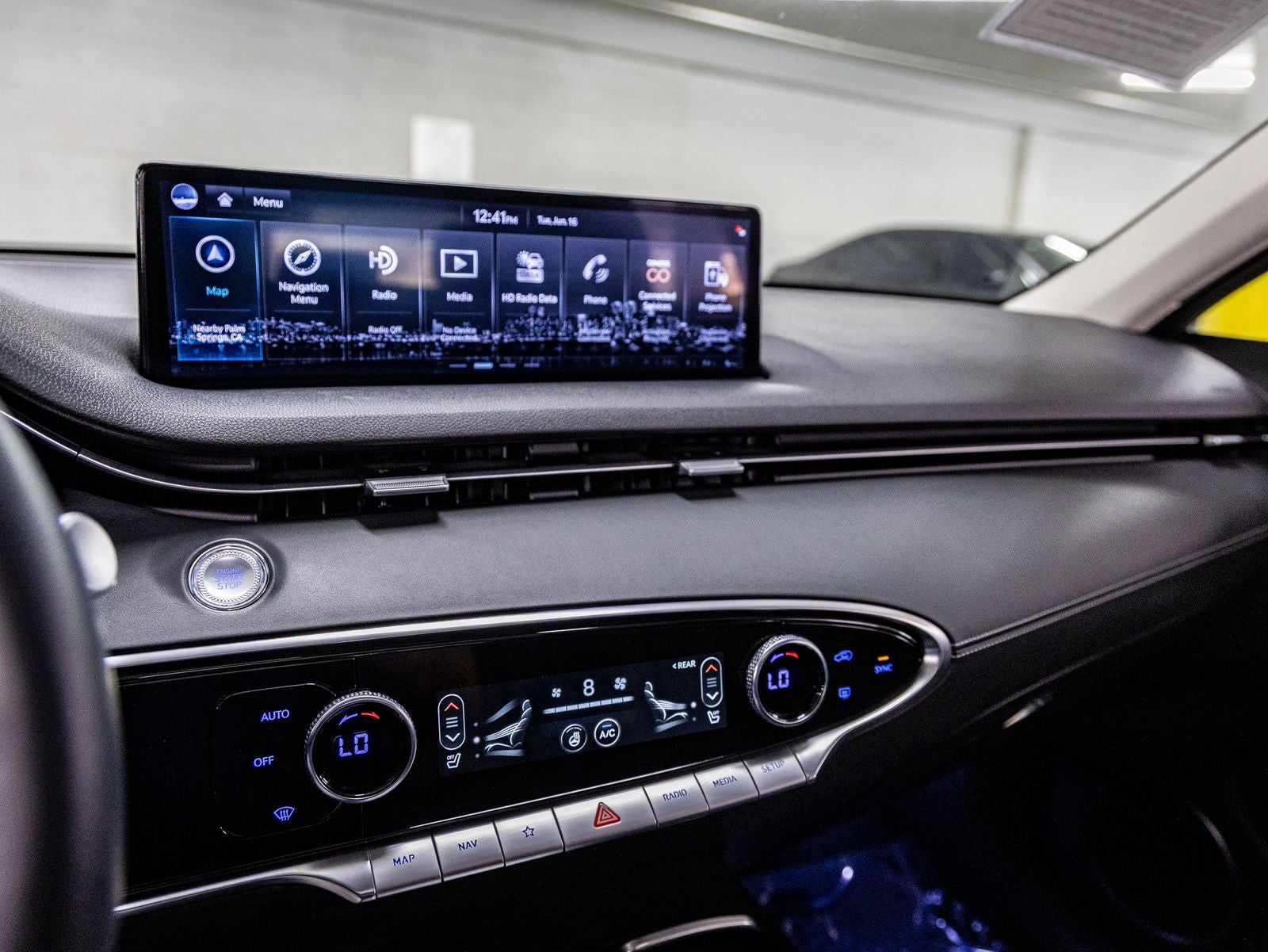 2024 Genesis GV70 2.5T Select