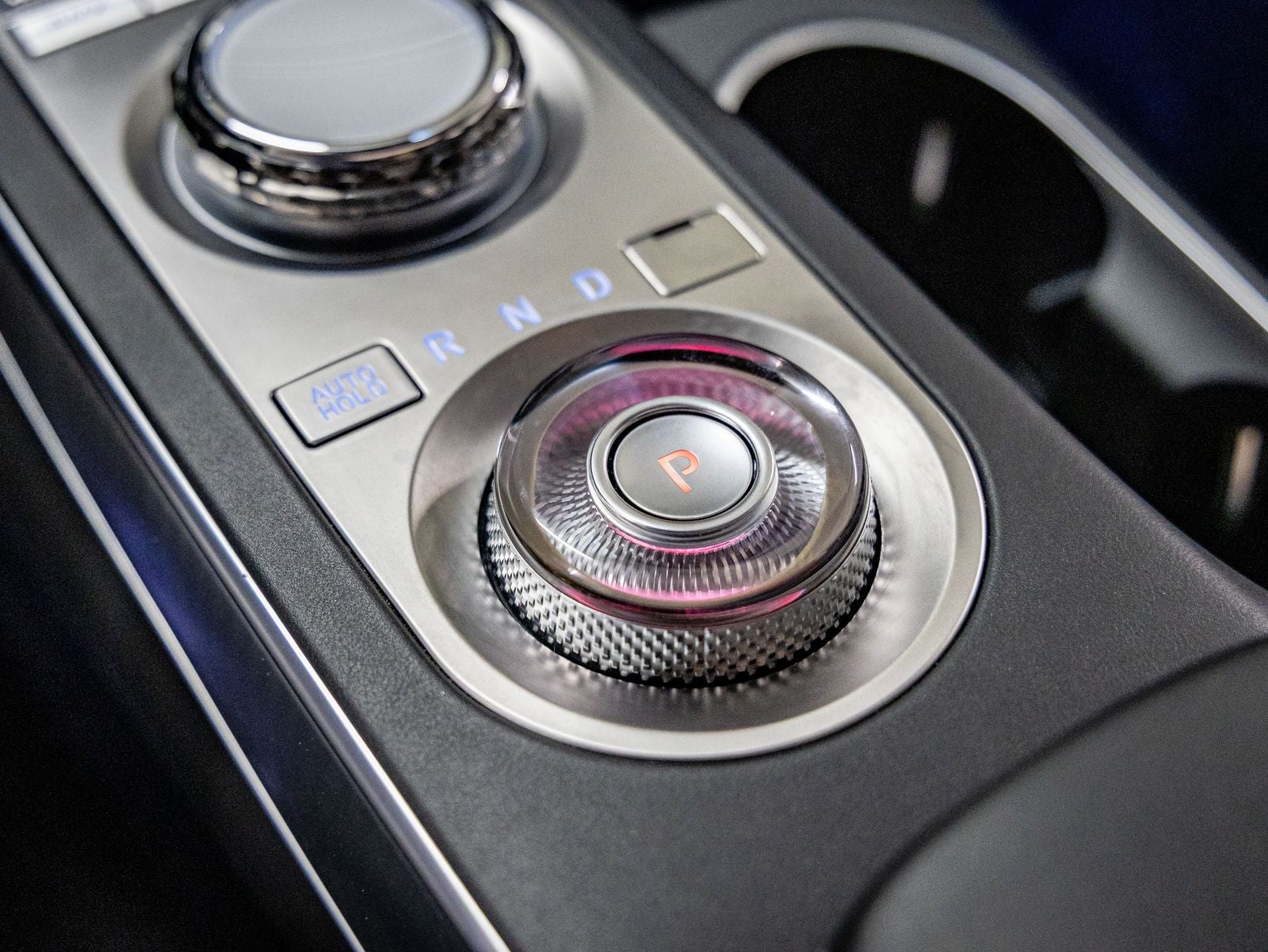 2024 Genesis GV70 2.5T Select