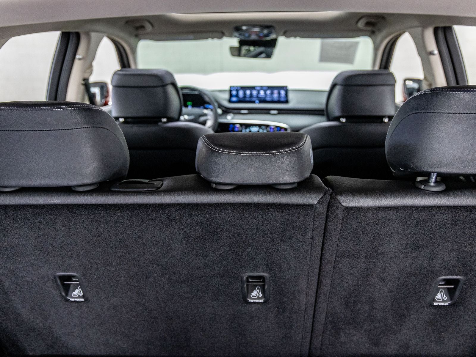 2024 Genesis GV70 2.5T Select