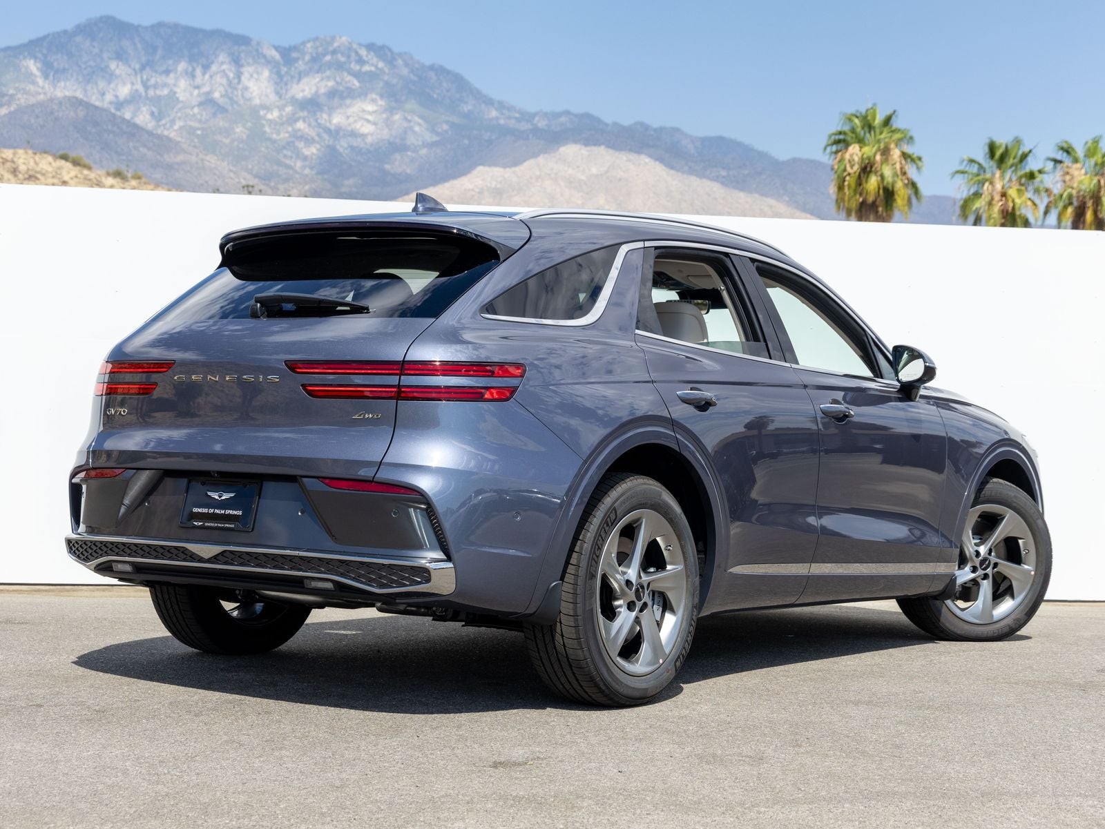 2026 Genesis GV70 2.5T Advanced