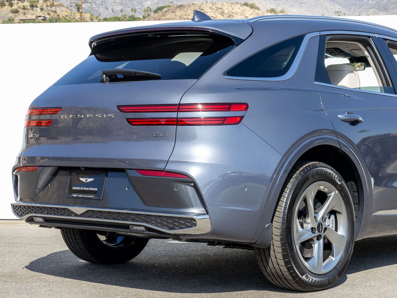 2026 Genesis GV70 2.5T Advanced