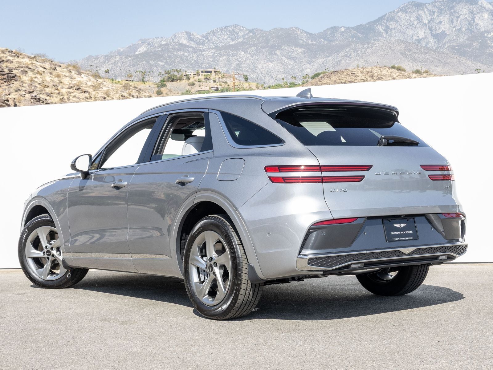 2026 Genesis GV70 2.5T Advanced