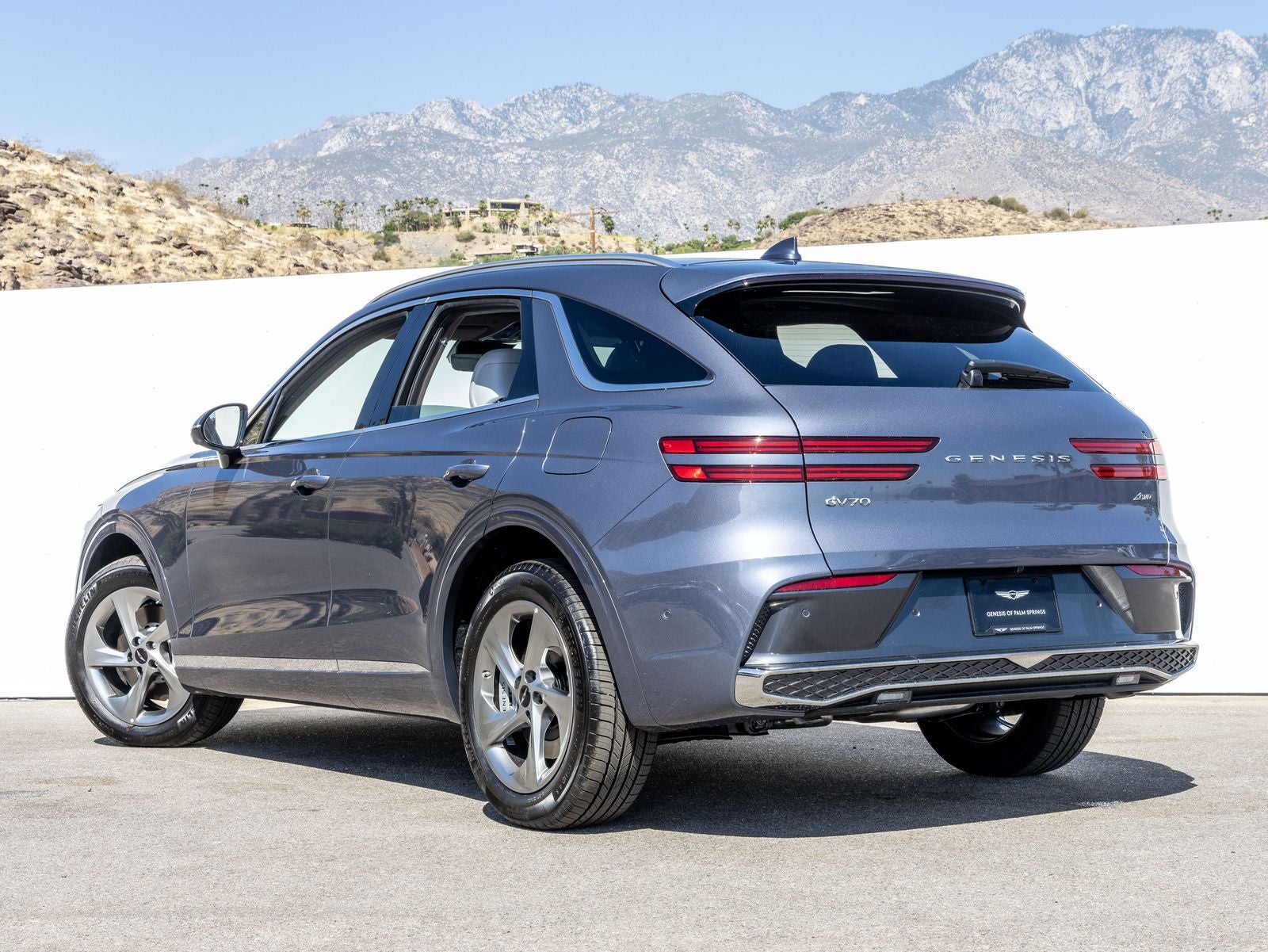 2026 Genesis GV70 2.5T Advanced