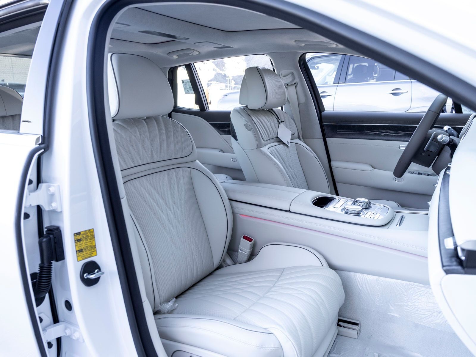 2026 Genesis G90 3.5T e-SC