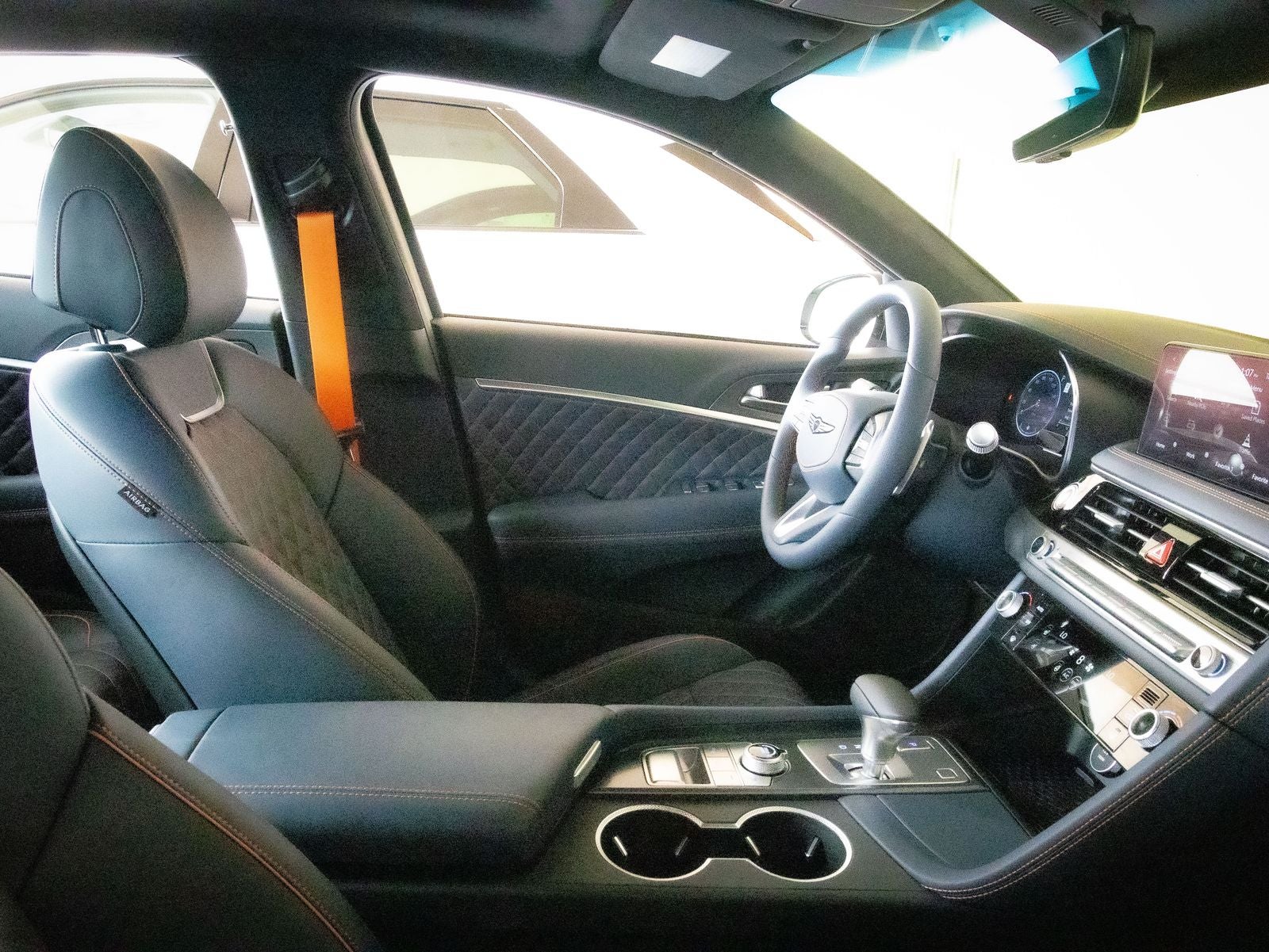 2026 Genesis G70 3.3T Prestige Graphite