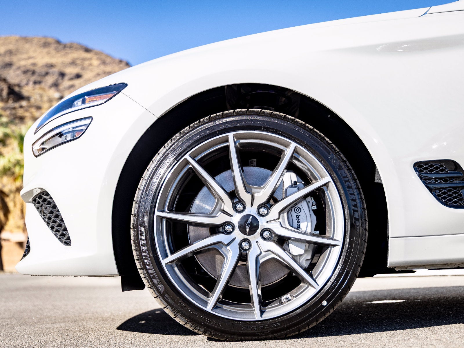 2026 Genesis G70 2.5T Prestige