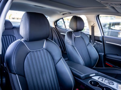 2026 Genesis G70 2.5T Prestige