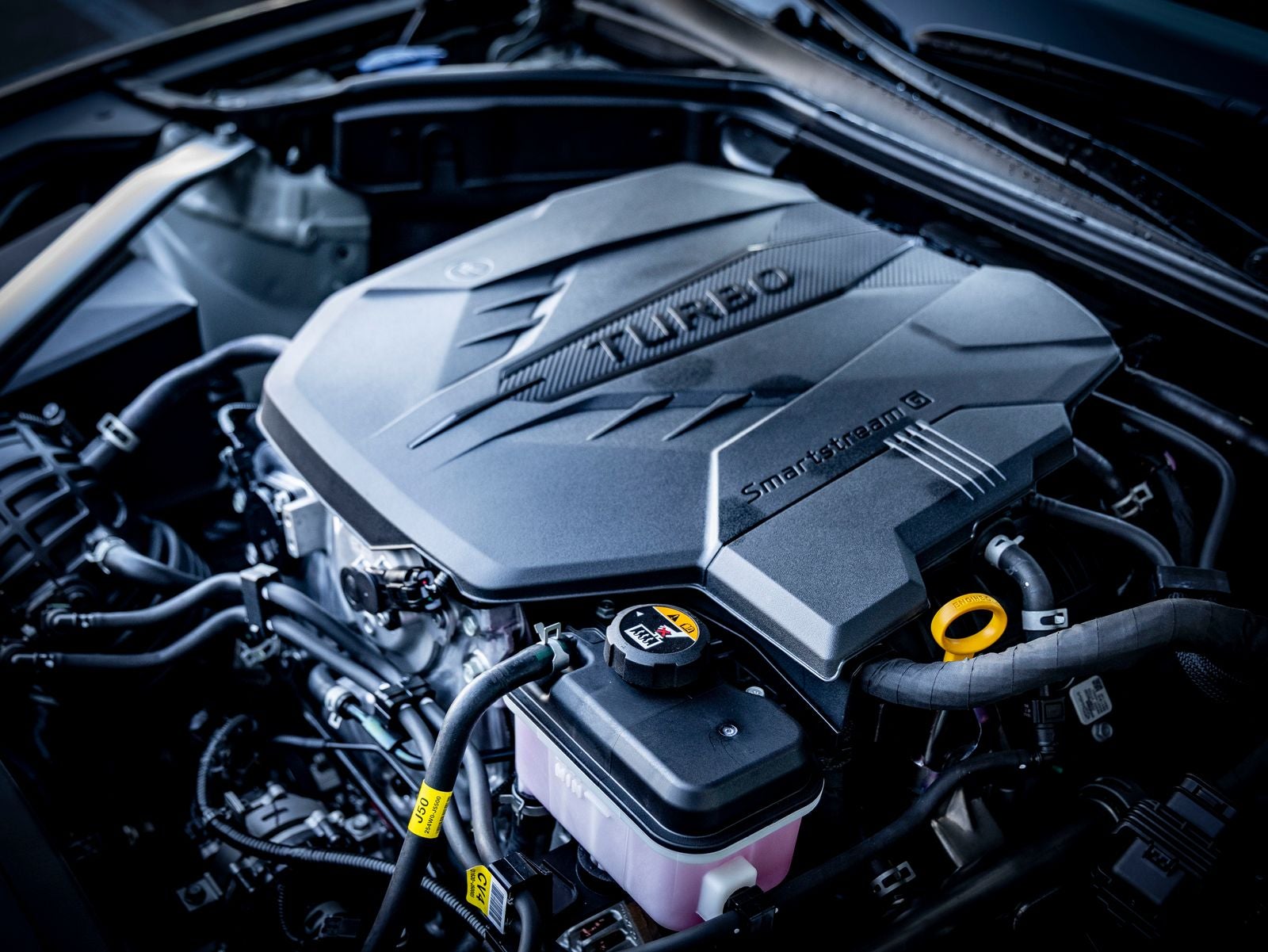 2026 Genesis G70 2.5T Prestige