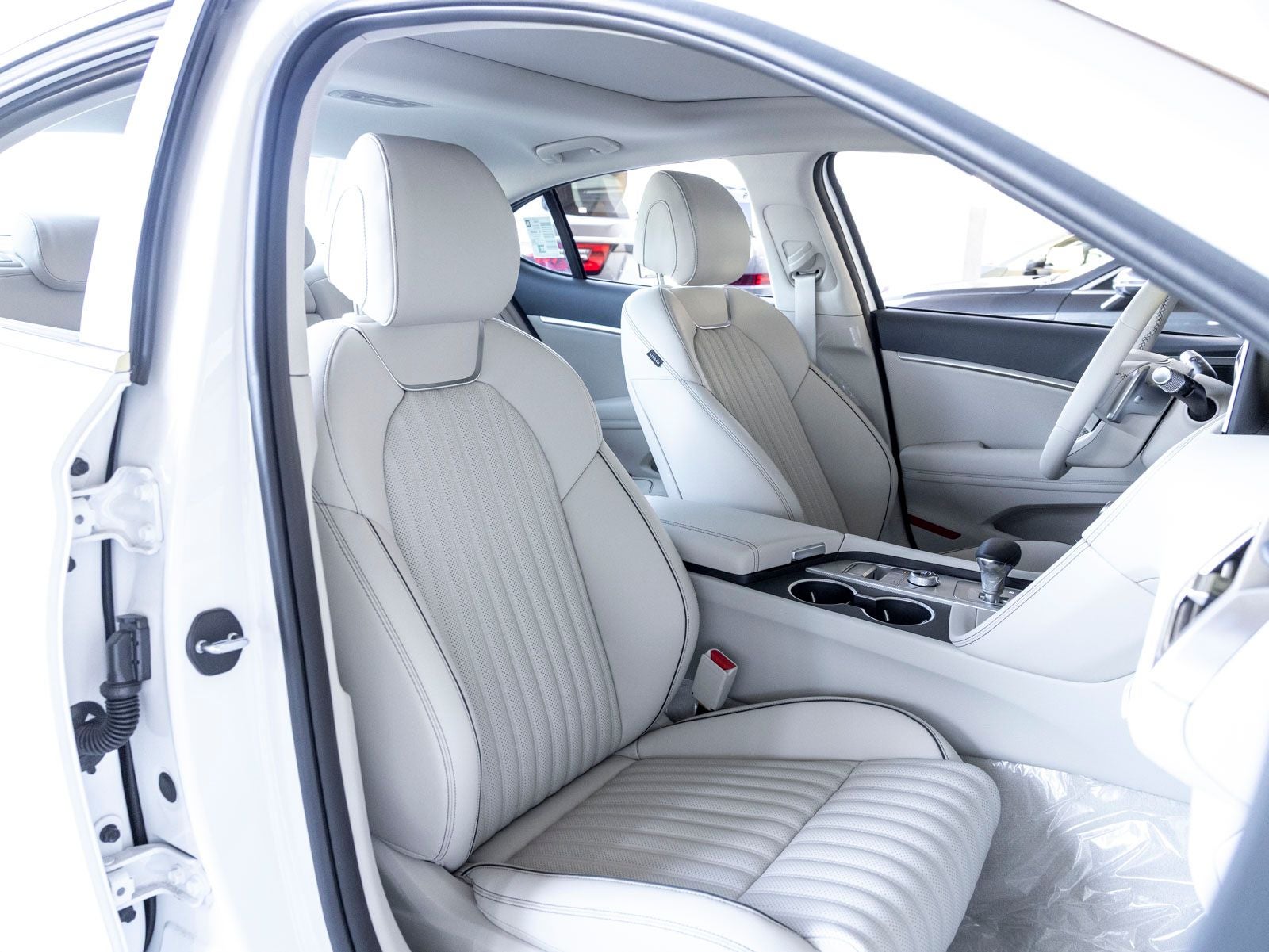 2026 Genesis G70 2.5T Prestige