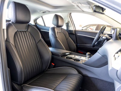 2026 Genesis G70 2.5T Prestige