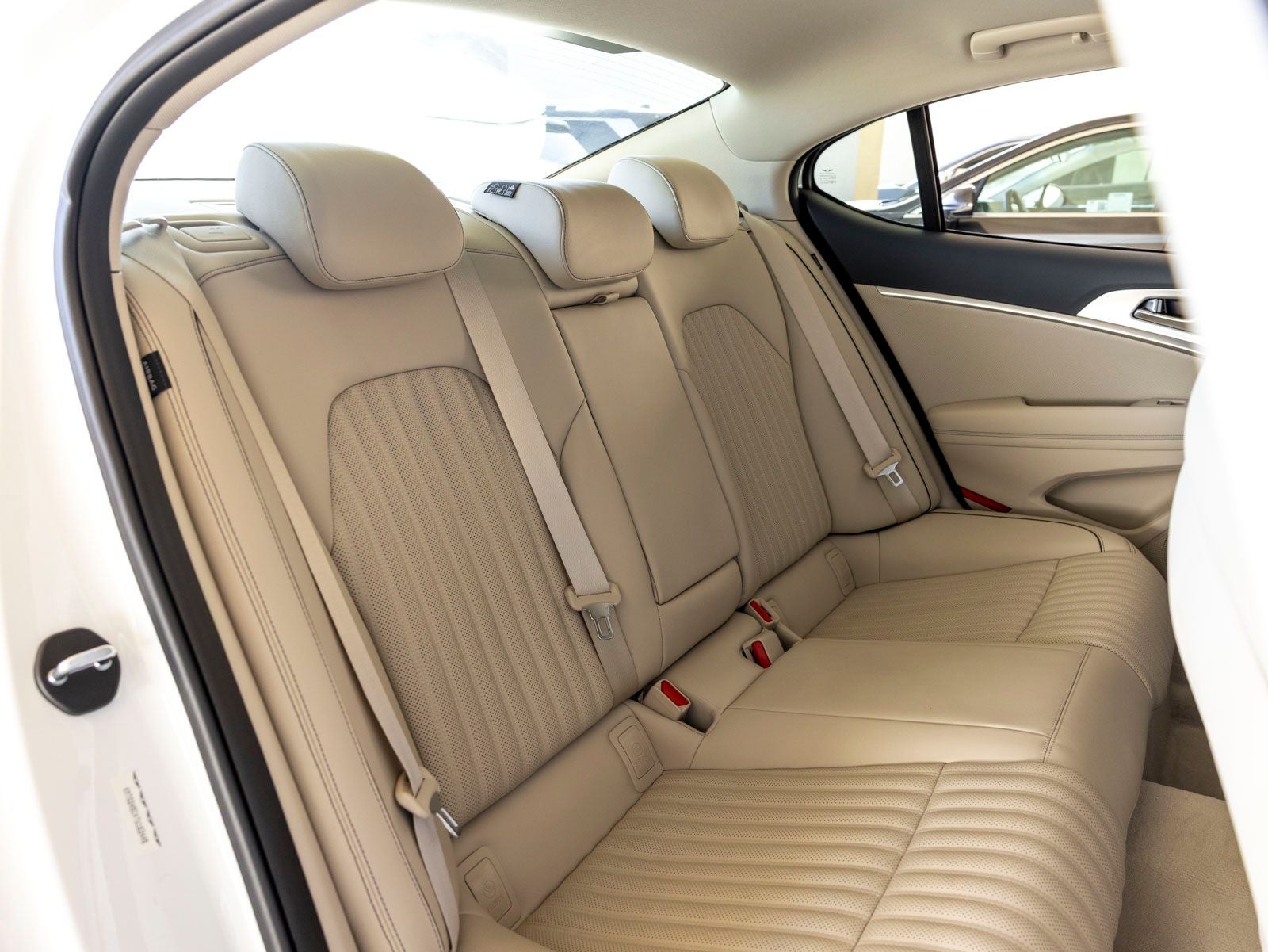 2026 Genesis G70 2.5T Prestige