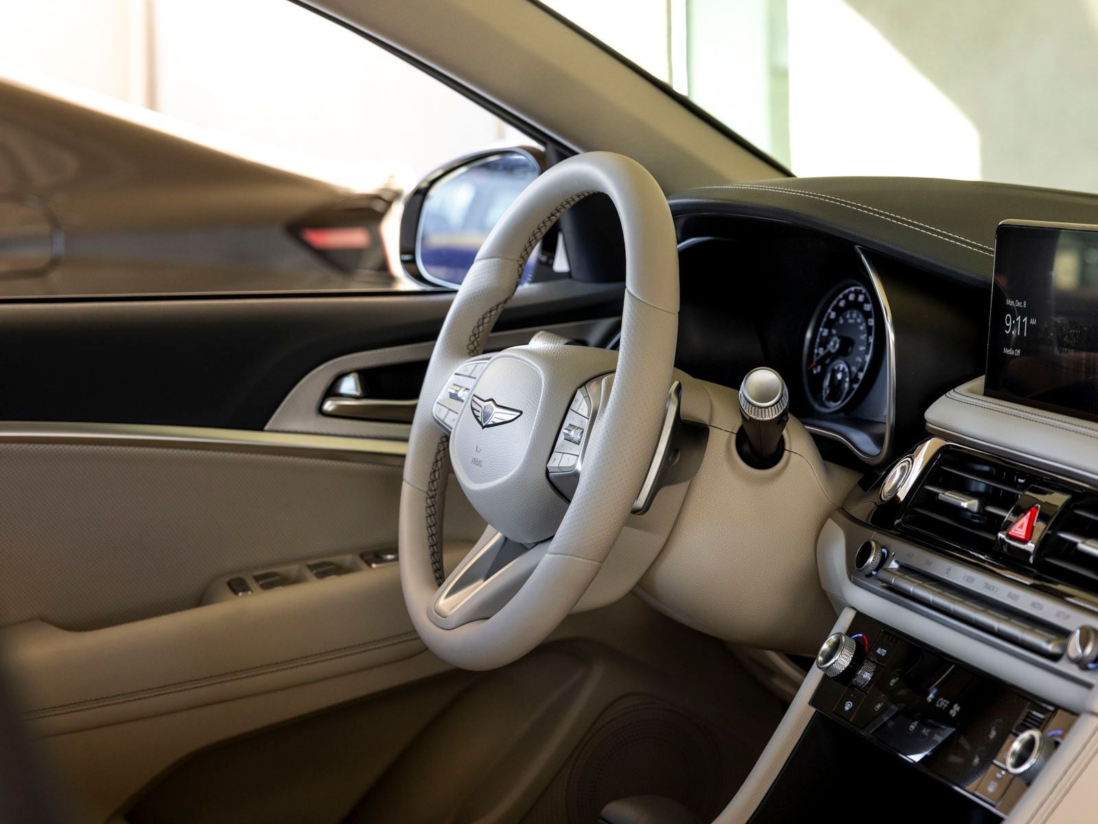 2026 Genesis G70 2.5T Prestige