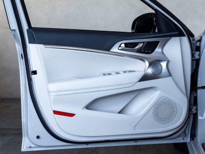 2026 Genesis G70 2.5T Prestige