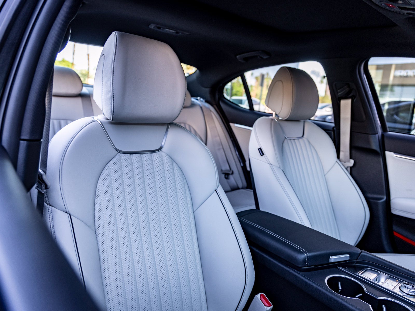 2027 Genesis G70 2.5T