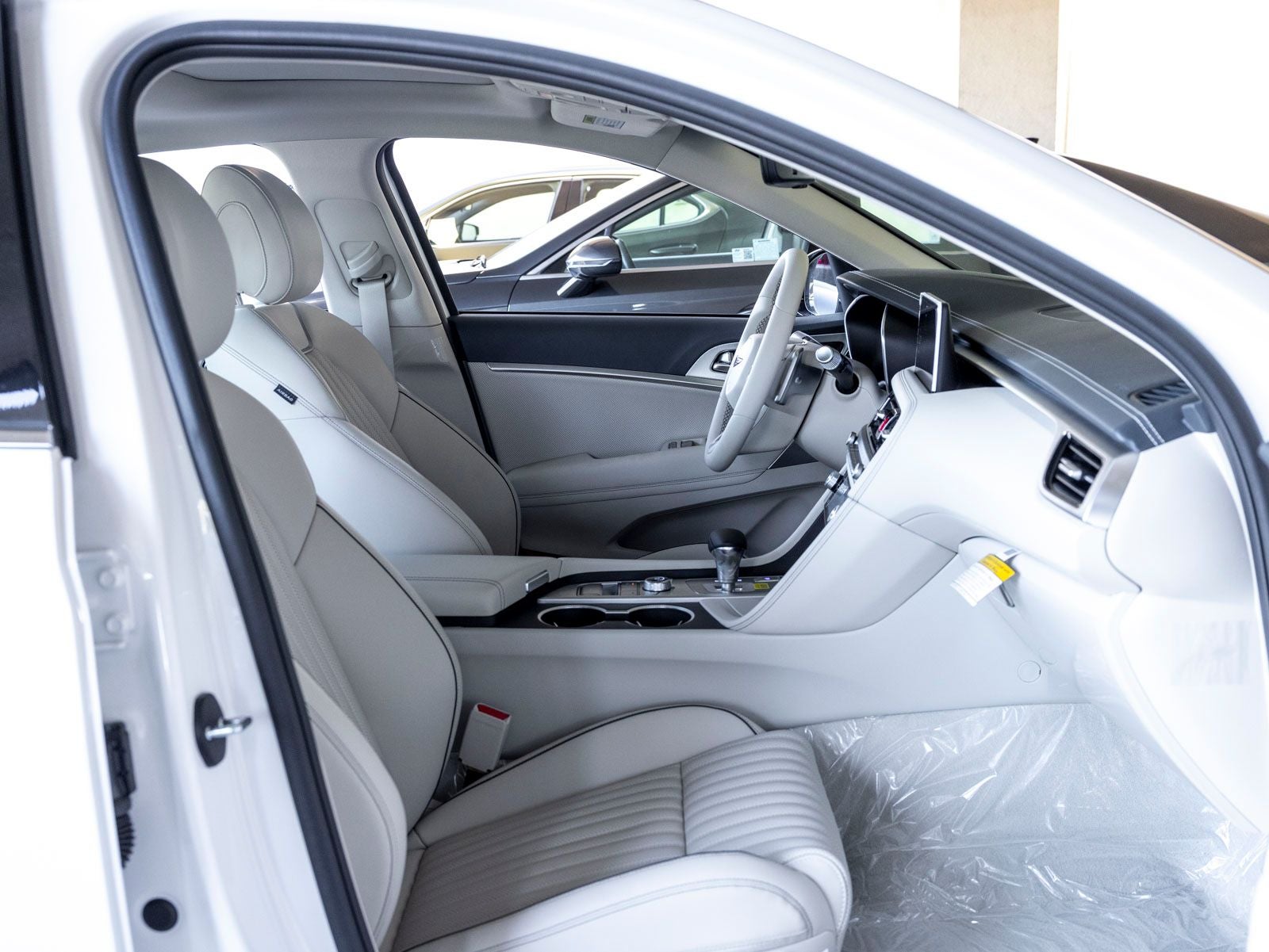 2026 Genesis G70 2.5T Prestige