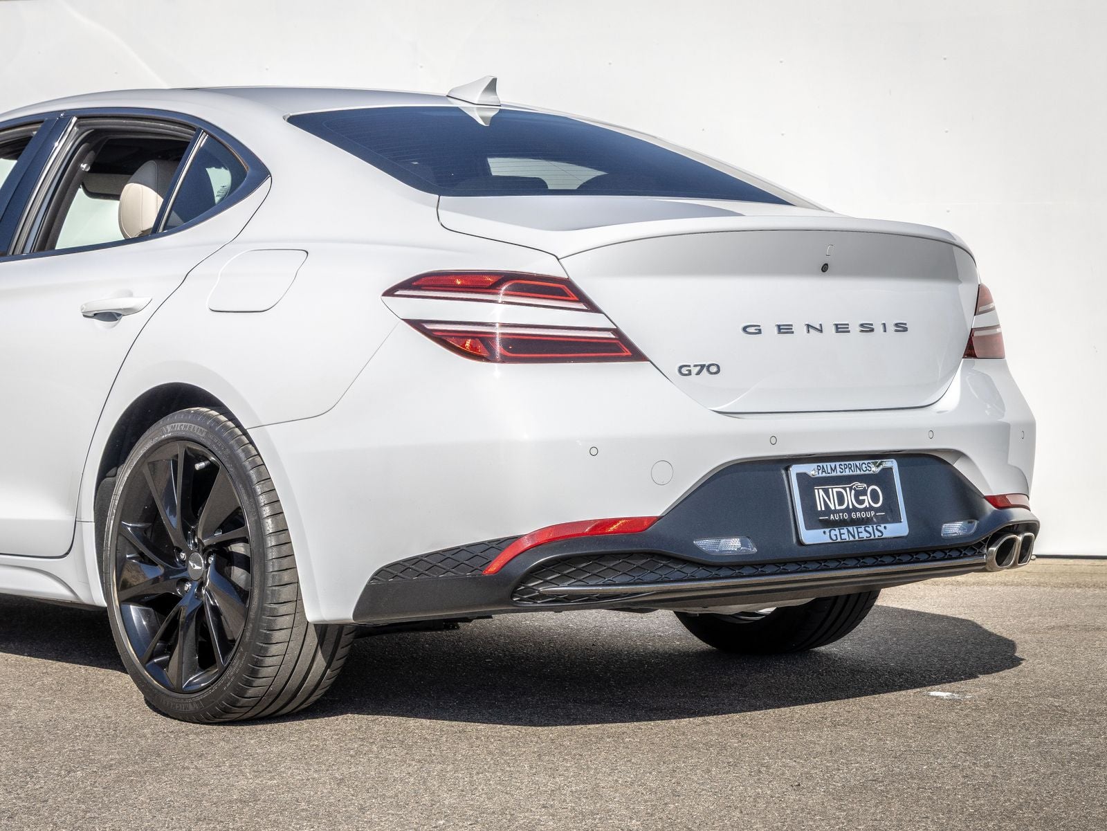 2023 Genesis G70 2.0T