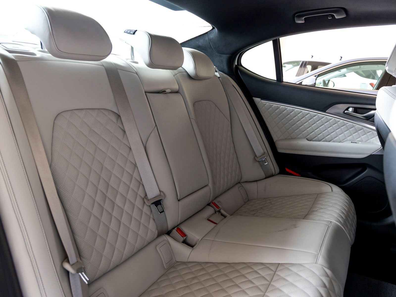 2025 Genesis G70 3.3T Sport Advanced