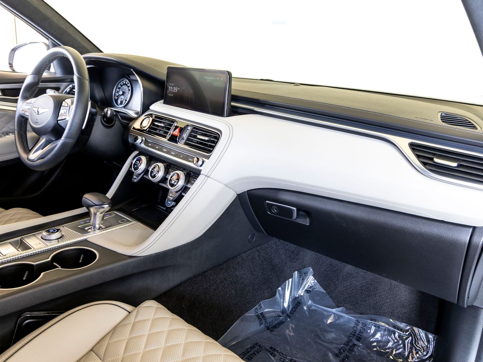 2023 Genesis G70 3.3T