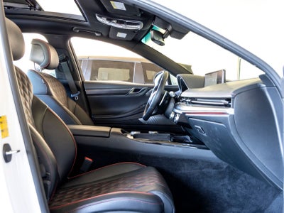 2023 Genesis G80 2.5T